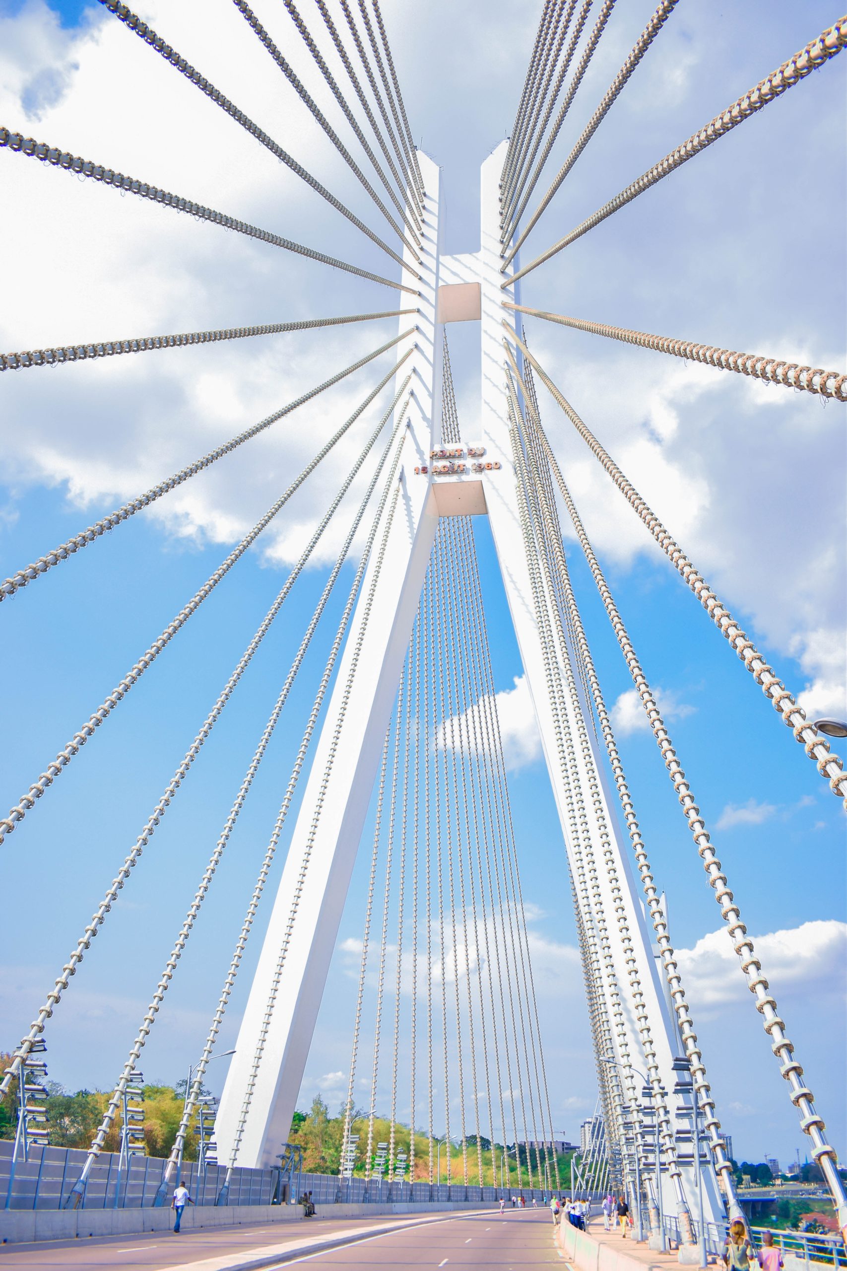 valdhy-mbemba-YB0EqMmKnMs-unsplash valdhy-mbemba-YB0EqMmKnMs-unsplash
